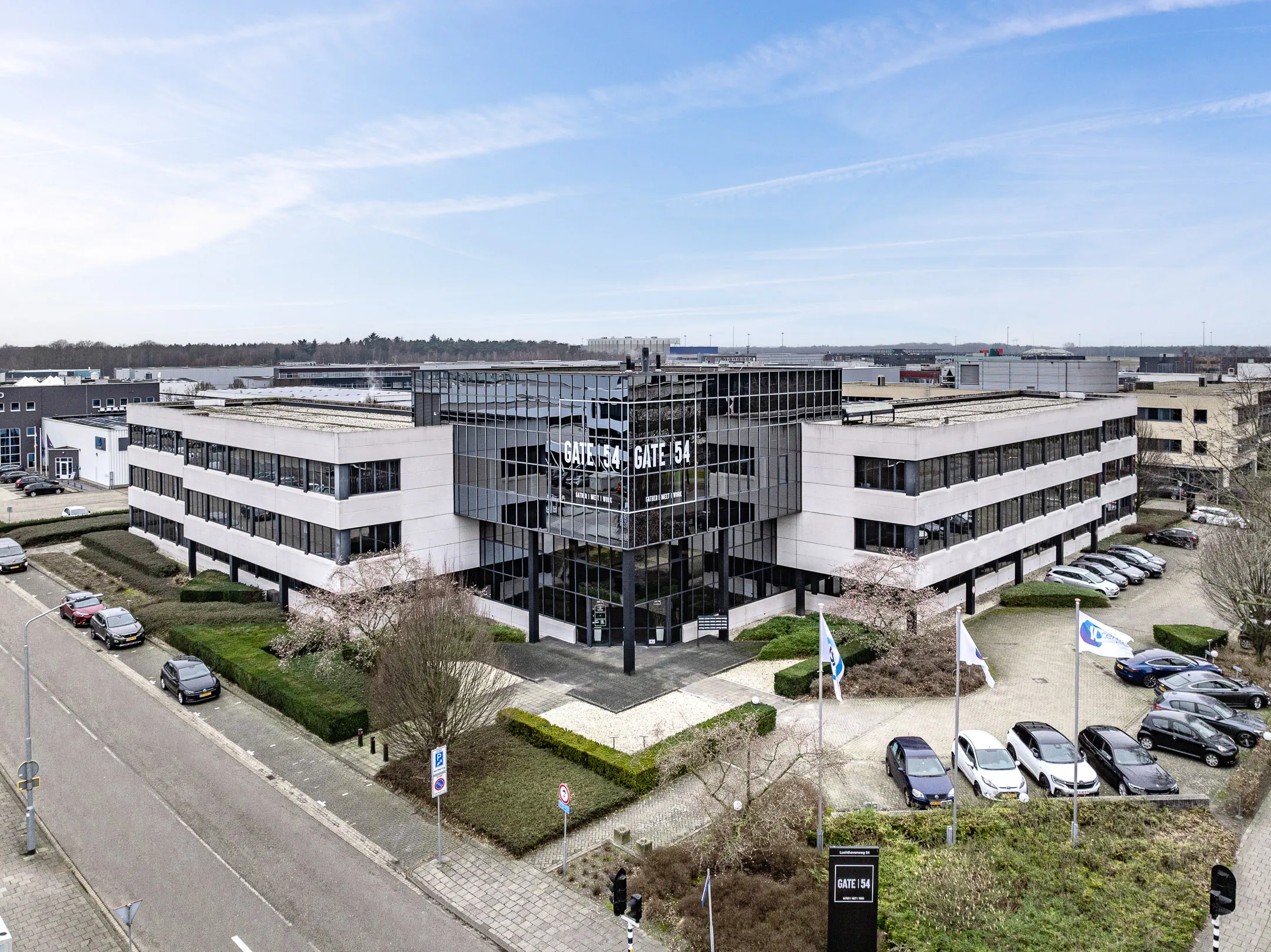Aerial view of the Gate 54 building on the Flight Forum business park, Eindhoven